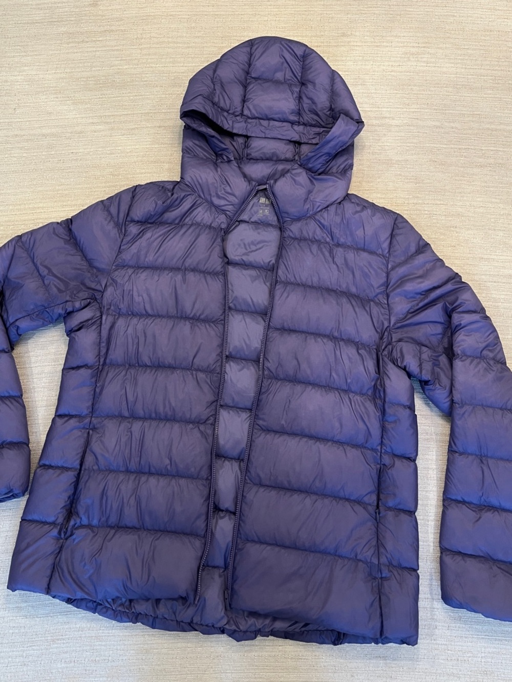 Uniqlo Women's Hooded Puffer Jacket - Purple
